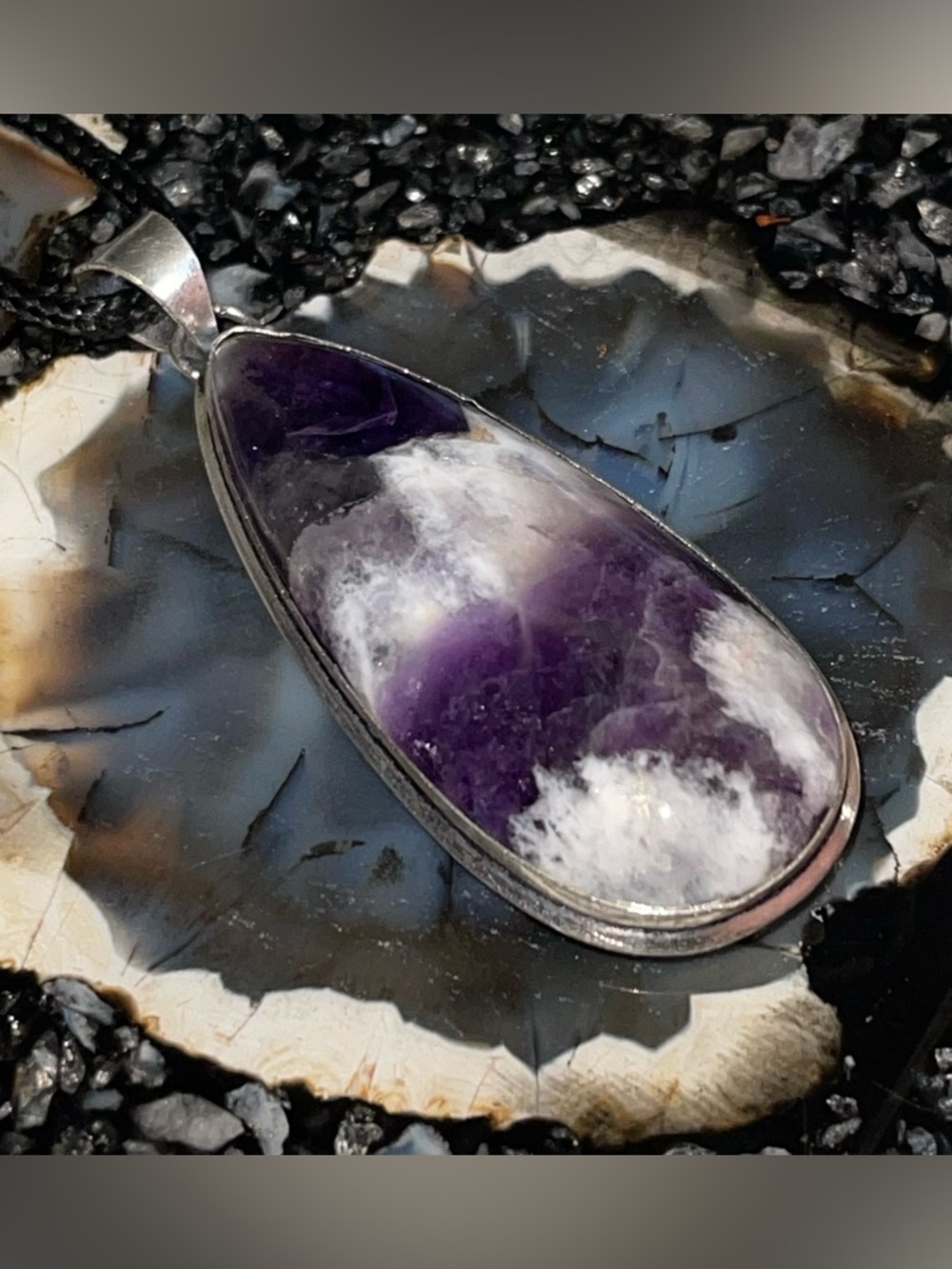 Chevron Amethyst Pendant 2 1/2” - Picture 14 of 17